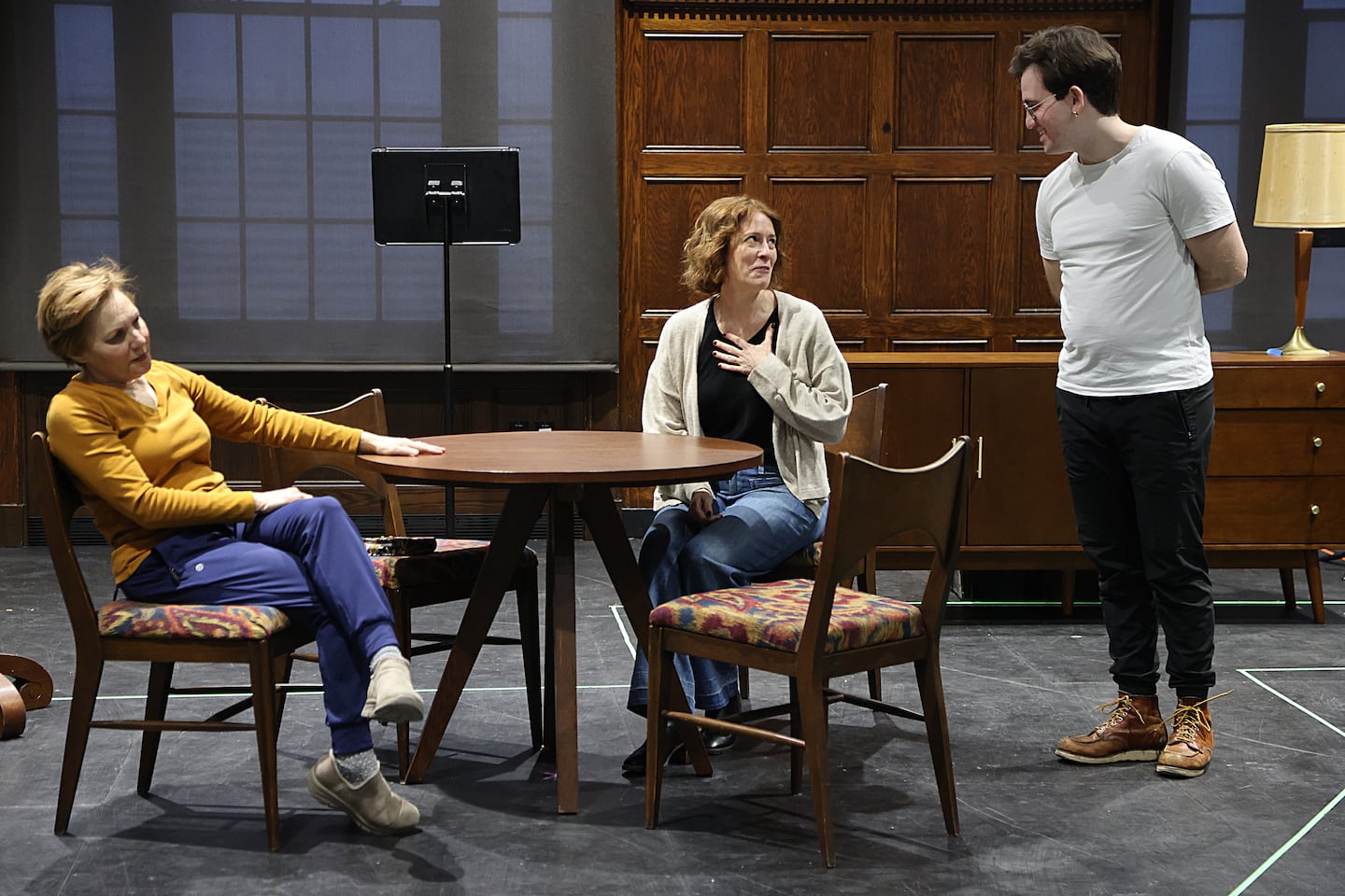 In 'We Had a World,' Josh Harmon reexamines his own rosy memories of his grandmother - The Boston Globe