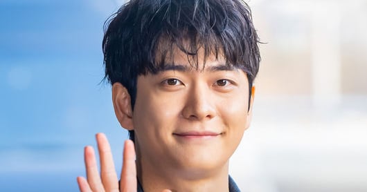 Kang Tae-oh Departs for Tokyo Fan Meeting