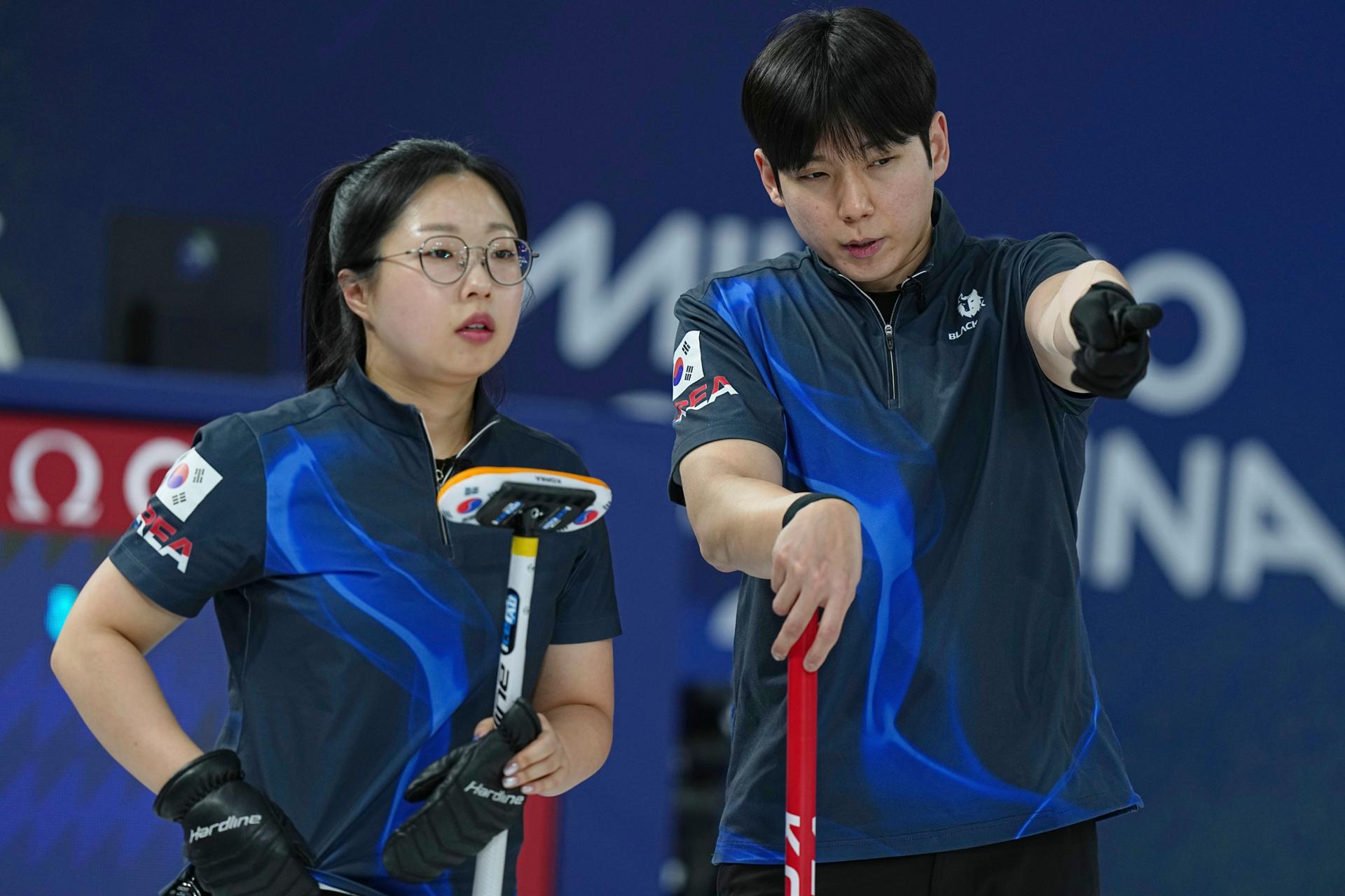 Korea eliminated from mixed doubles curling tournament - The Korea Times