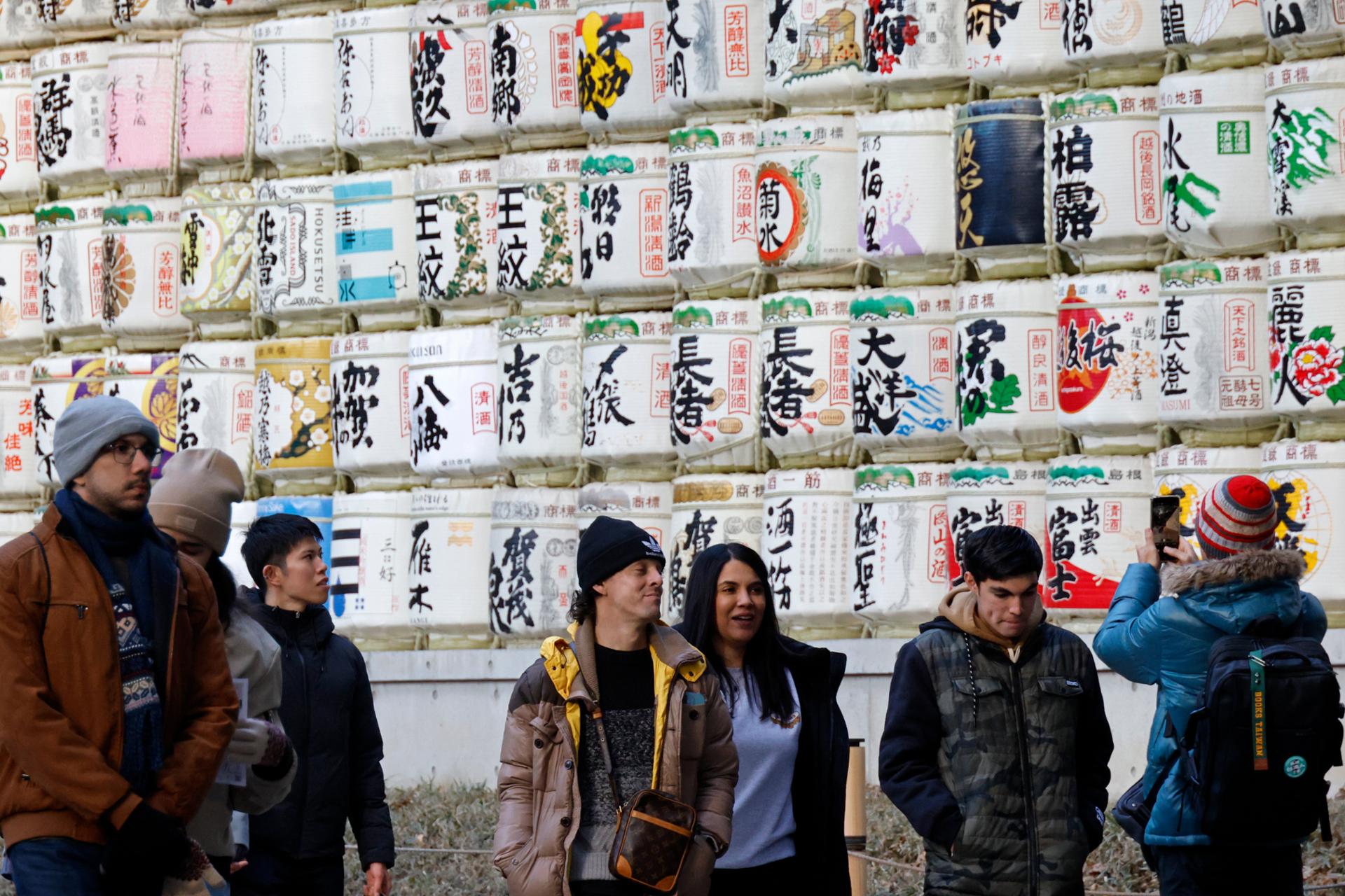 From altars to airports:  Koreans flock to Japan for Lunar New Year travel - The Korea Times