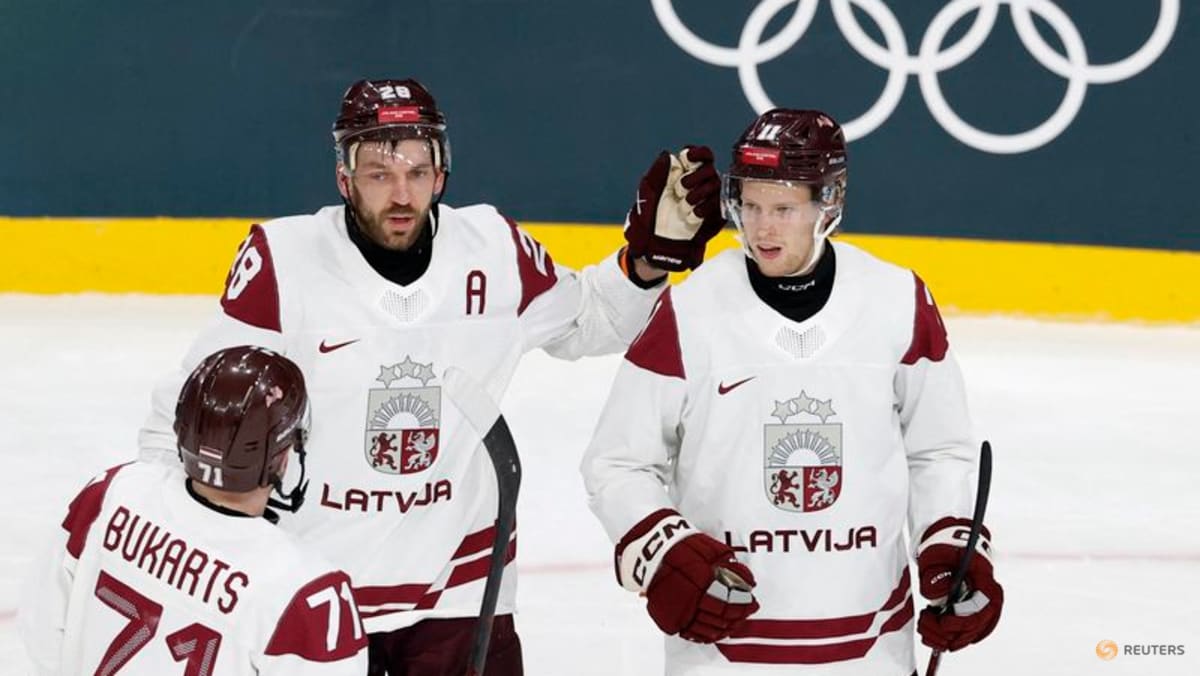 Ice hockey-Latvia's best ever team will keep getting better, says Girgensons