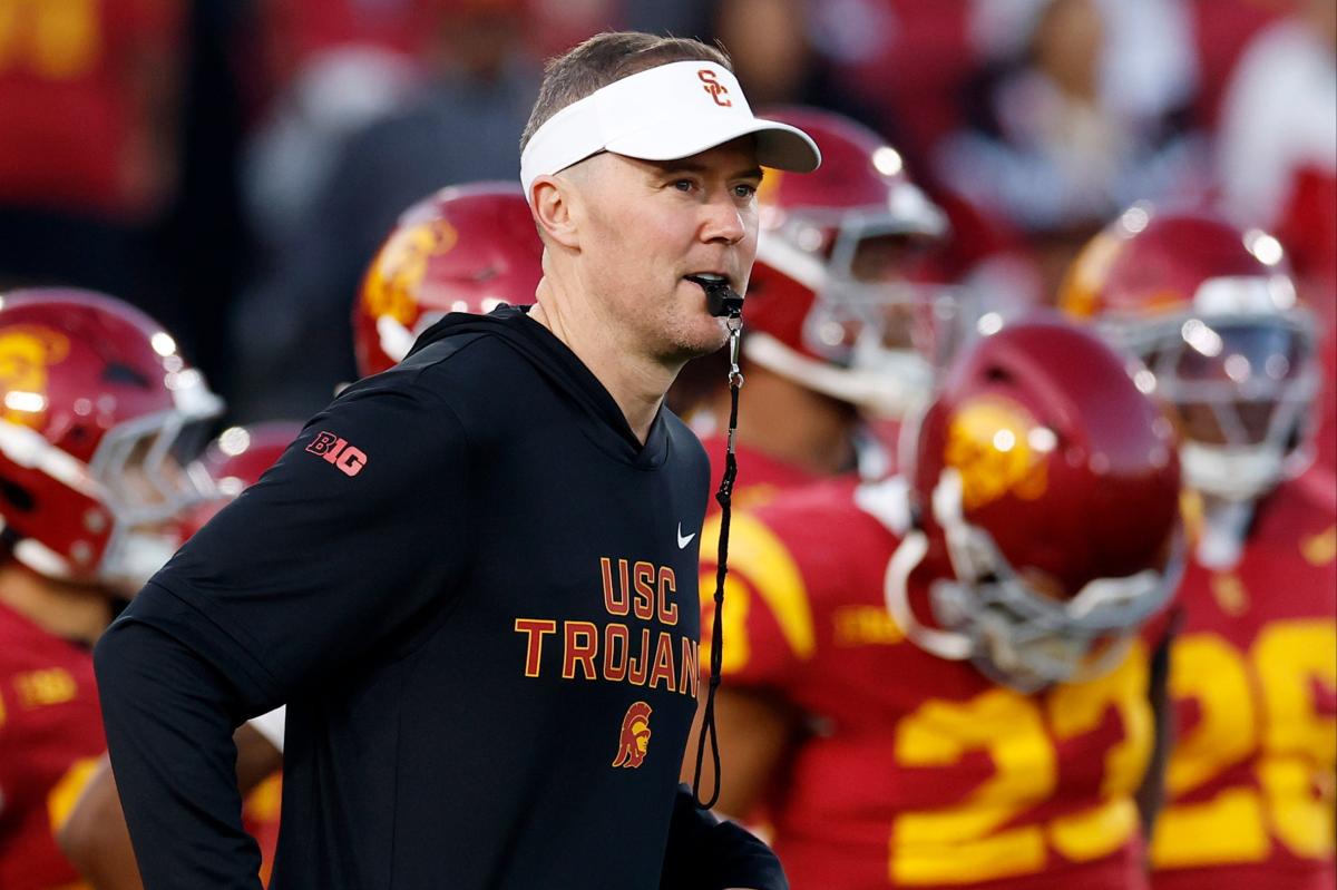 Lincoln Riley makes coaching moves official in finalizing USC staff