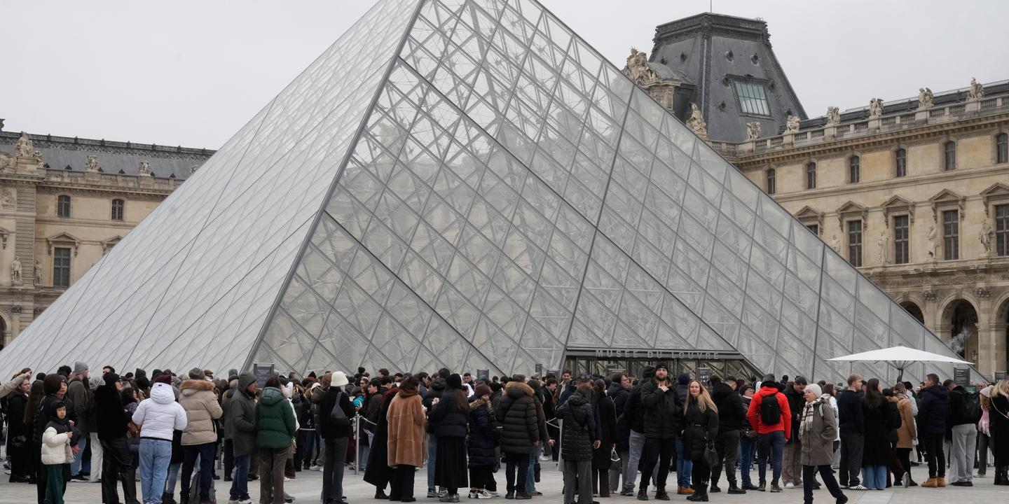 Louvre Museum hit by flooding as misfortunes continue to mount