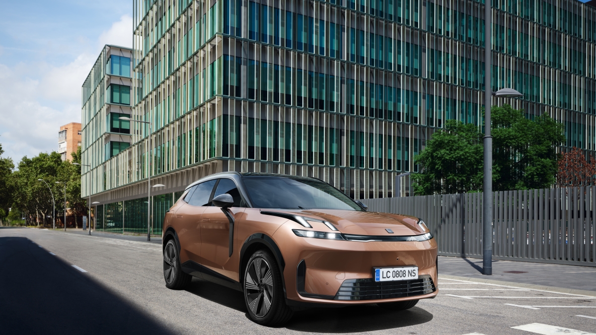 Lynk & Co lancia l'app per imparare a guidare risparmiando le batterie