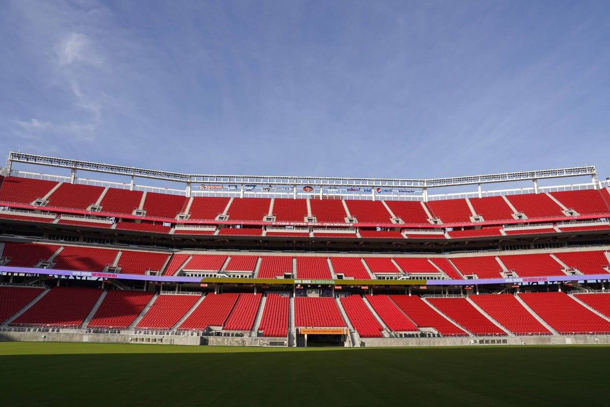 Man charged with allegedly flying drone above Levi's Stadium during NFL game