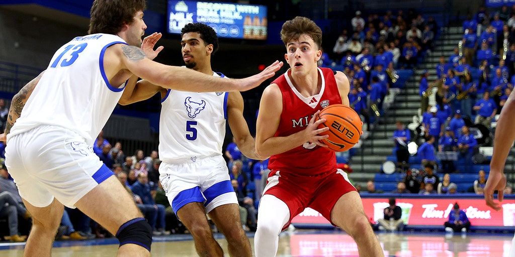 Miami RedHawks extend nation's longest win streak to 23 games in record-breaking MAC run