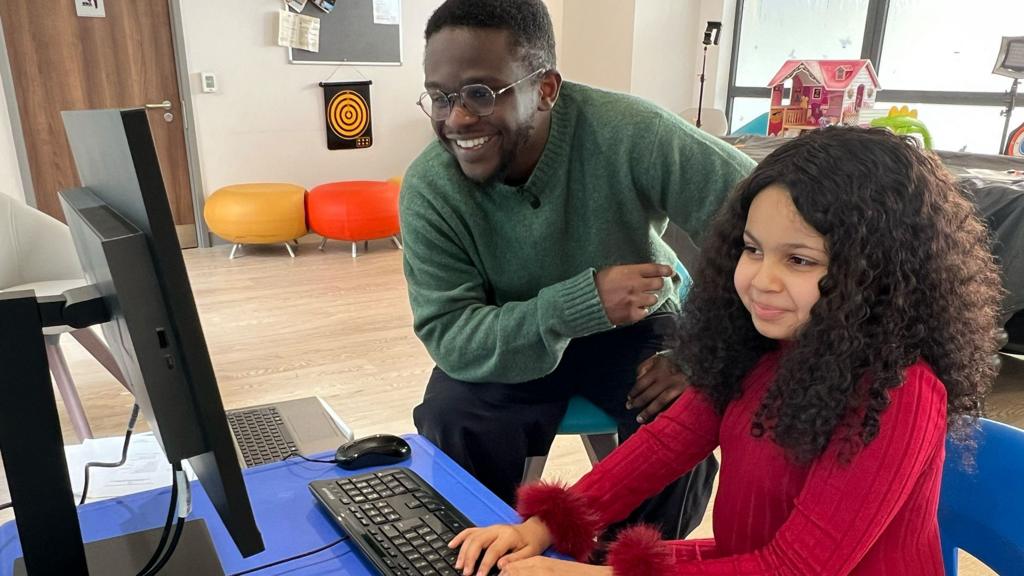 New Minecraft world built to help young cancer patients
