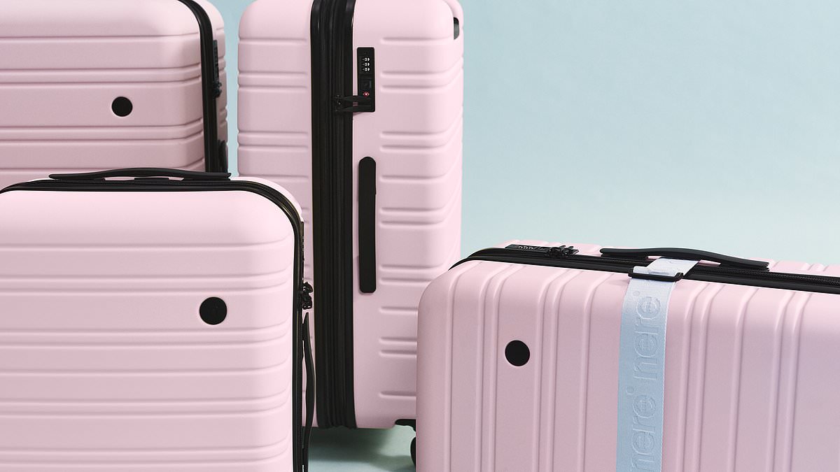 Take the stress out of travelling with Nere luggage sets