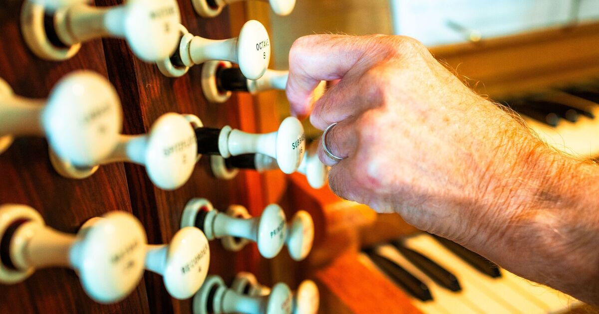 Organist rehearsing in cathedral hears something terrifying at 2.30am