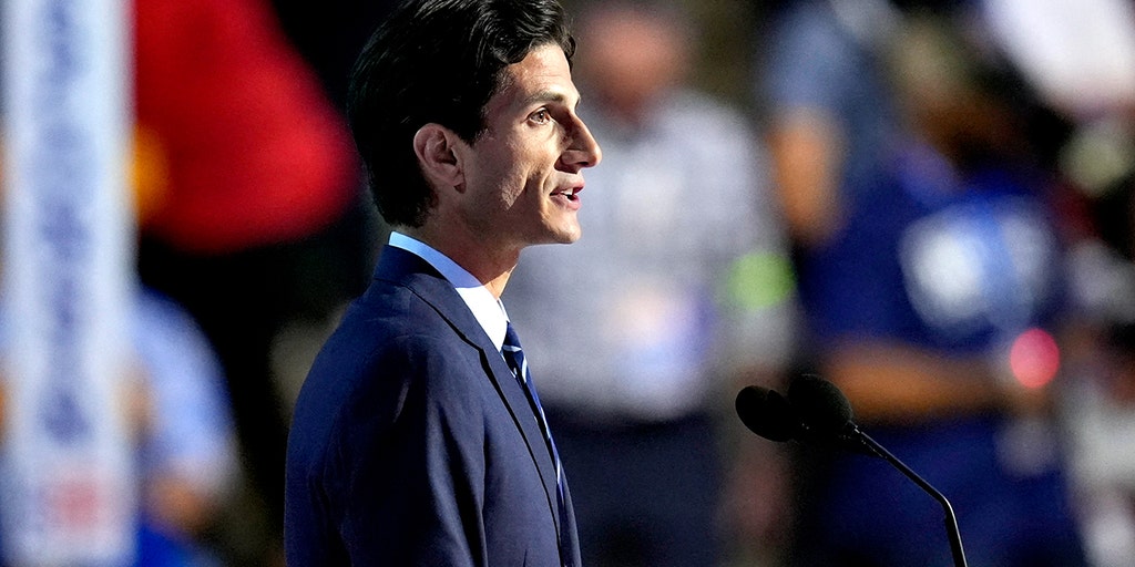 Pelosi lambasted for endorsement of JFK's inexperienced grandson for congressional seat