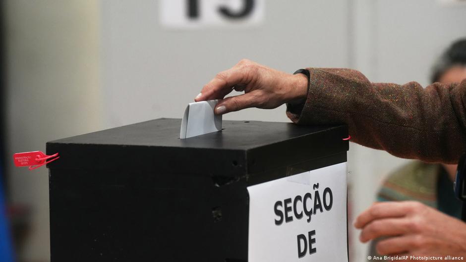 Portugal: Socialist Seguro wins big in presidential election