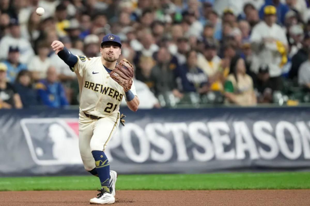 Red Sox acquire Caleb Durbin from Brewers in blockbuster trade