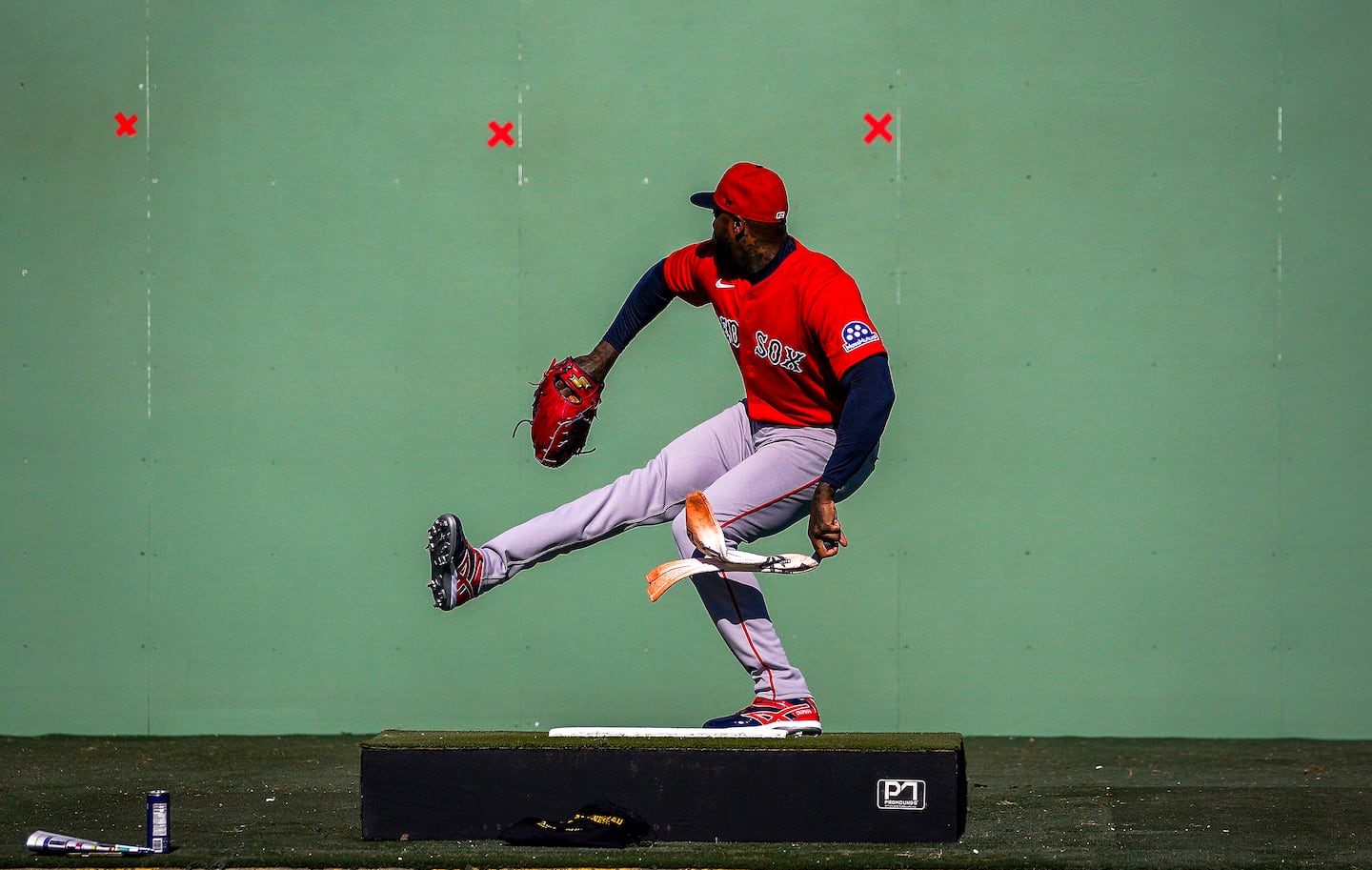 Catching up with Red Sox fireballer Aroldis Chapman, who's dreaming of a third World Series ring - The Boston Globe