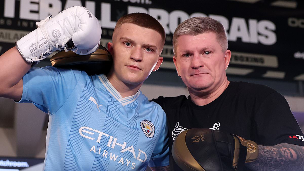 Ricky Hatton's son comes out of retirement to fight in father's honour