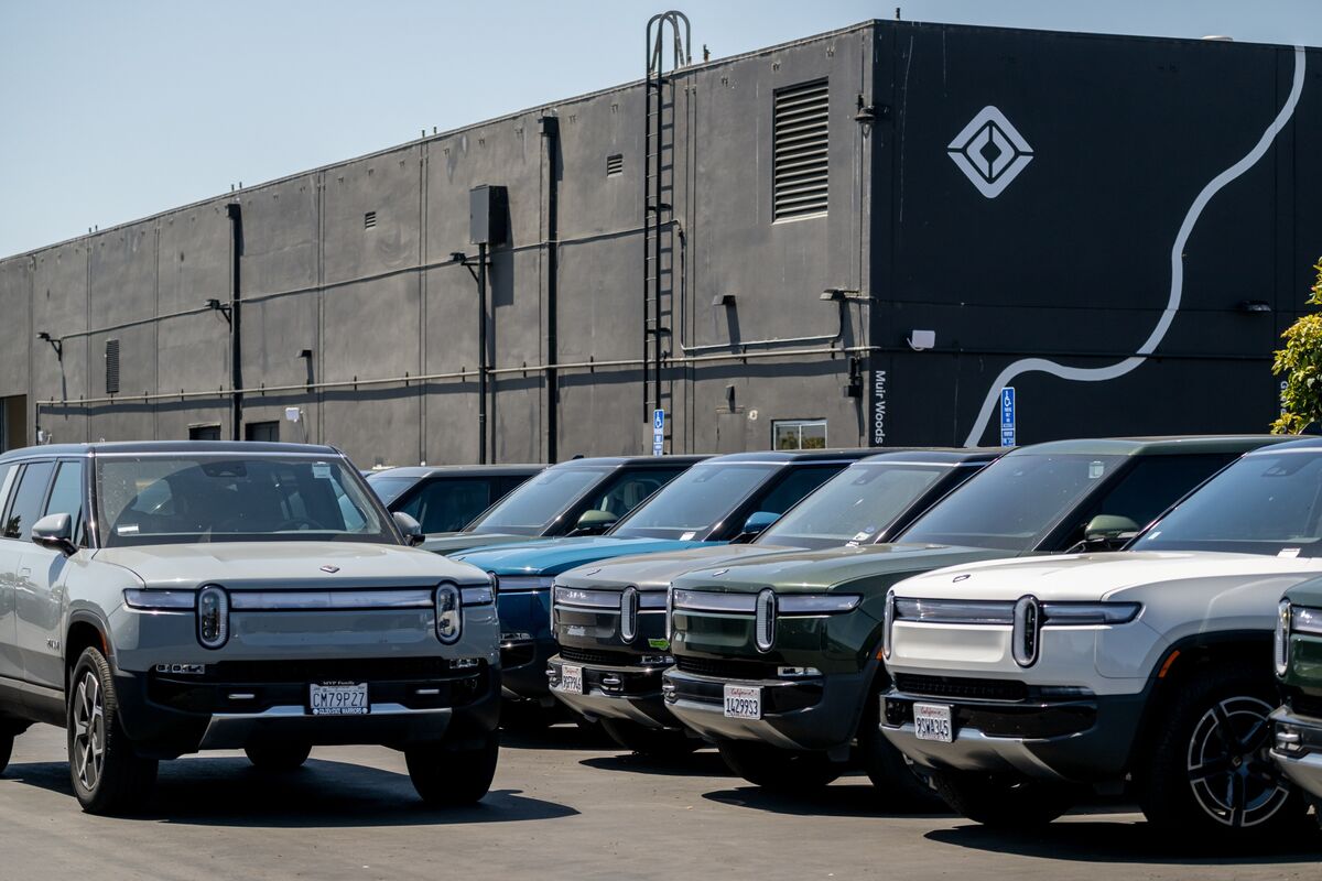 Rivian Warns Losses to Persist Ahead of Next-Generation EV Debut