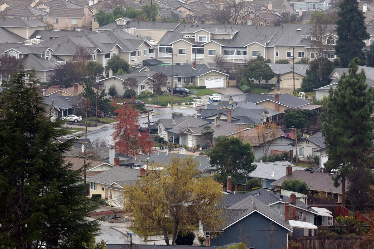 San Francisco Bay Area rattled by series of early morning earthquakes