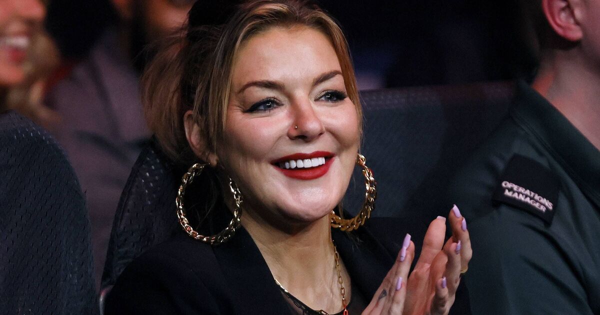 Sheridan Smith makes plea to co-star as she admits she's 'sick of being single'