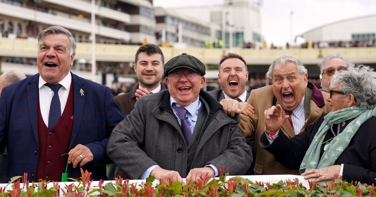 Sir Alex Ferguson Cheltenham Festival favourite ruled out for rest of the season - The Mirror