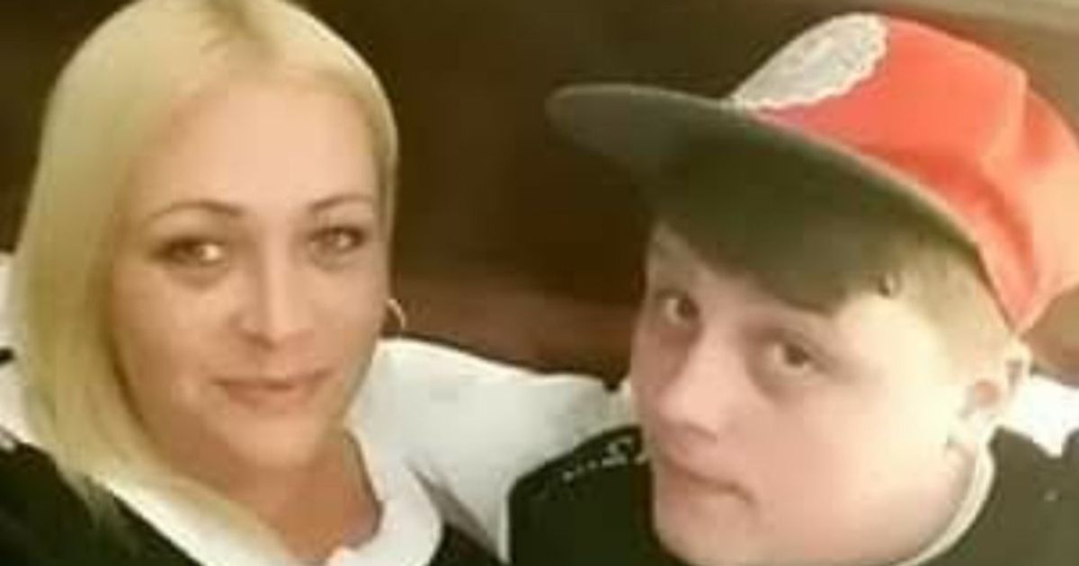 'My boy, 18, went to party but never returned - he'd been stabbed 40 times in the head' - The Mirror