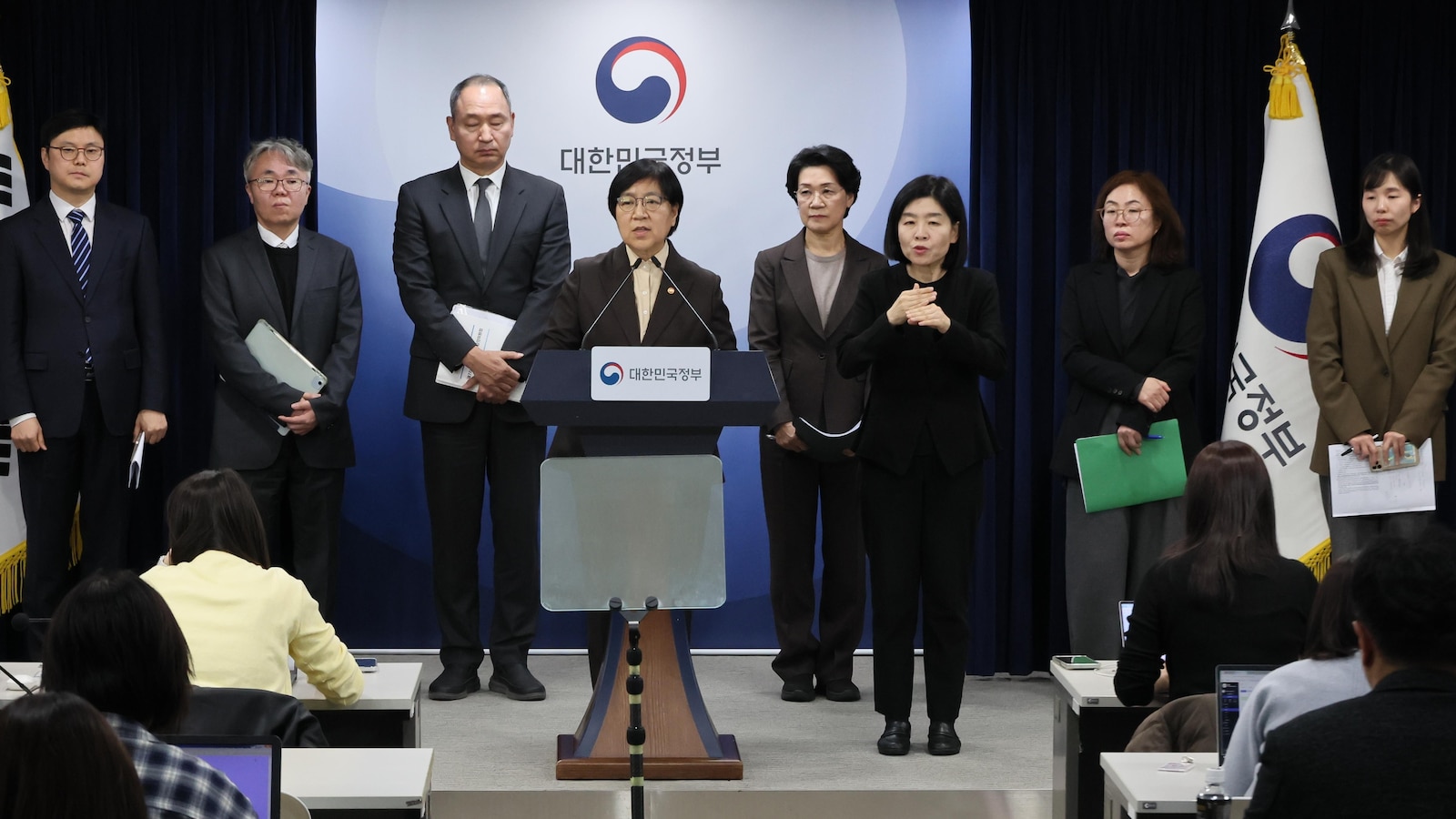 South Korea will boost medical school admissions to tackle physician shortage