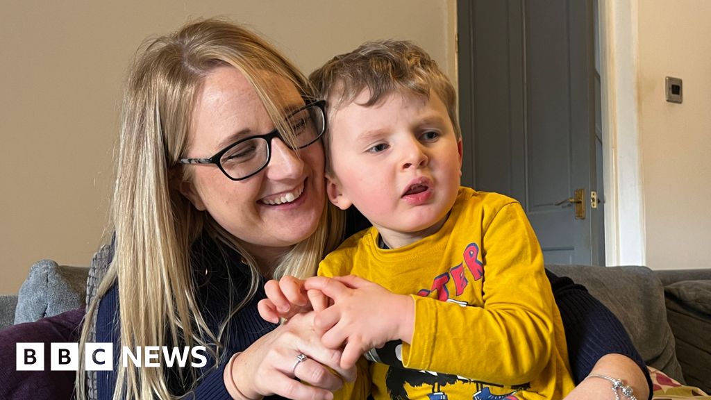 Surrey disability centre loses contract for paediatric services