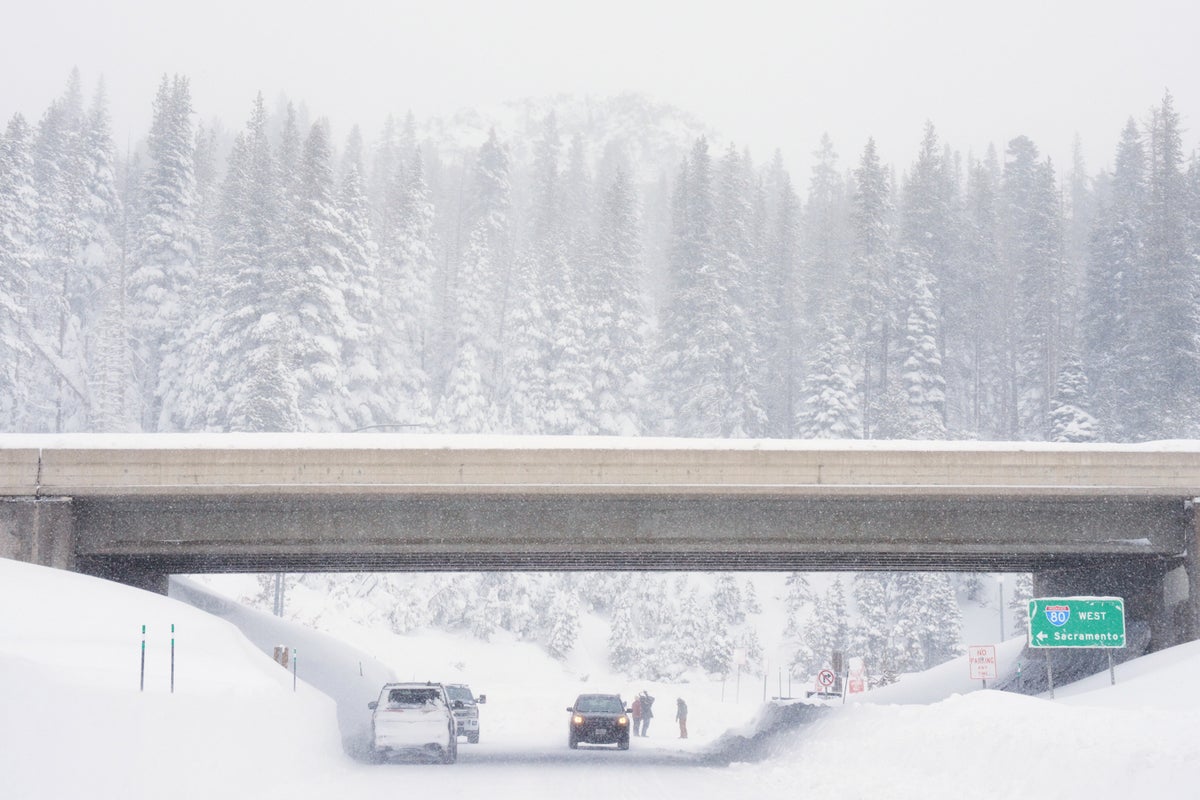 Skiers with roots in Lake Tahoe's alpine community among 8 killed in California avalanche