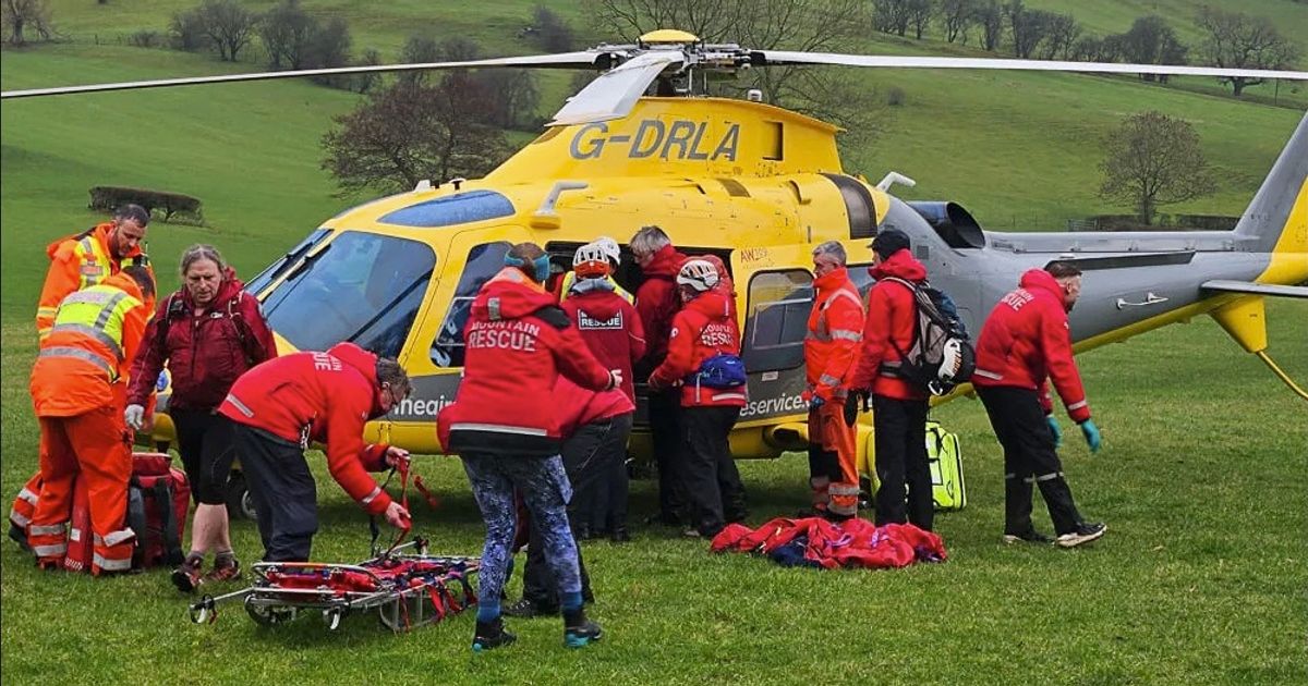 Teen airlifted to hospital after plunging 65ft at beauty spot during walk - The Mirror