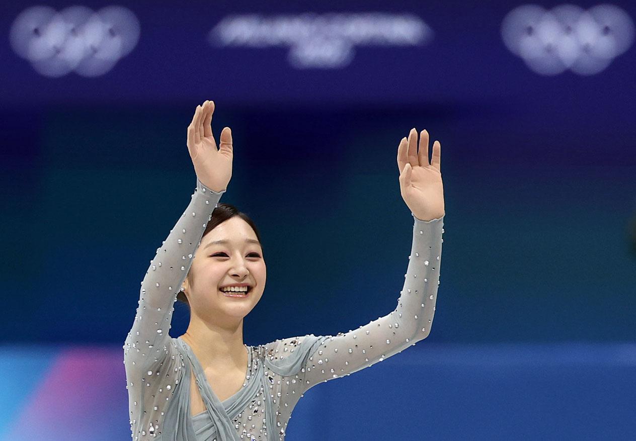 Teen figure skater surprised with her own composure in Olympic debut - The Korea Times