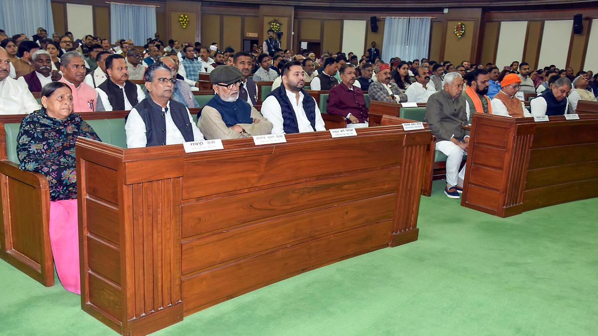 Tejashwi slams government, Nitish calls him child; Jan Suraaj Party moves SC over cash inducement to women voters in Bihar poll