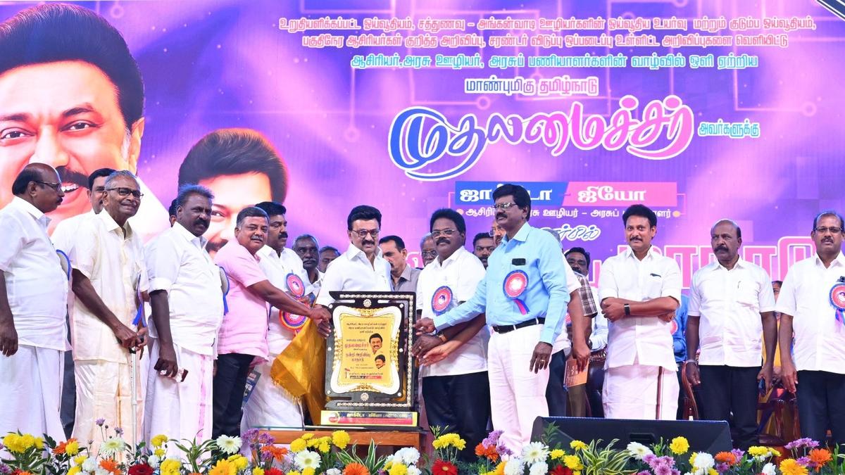 'Despite challenges, T.N. met demands of govt. employees'