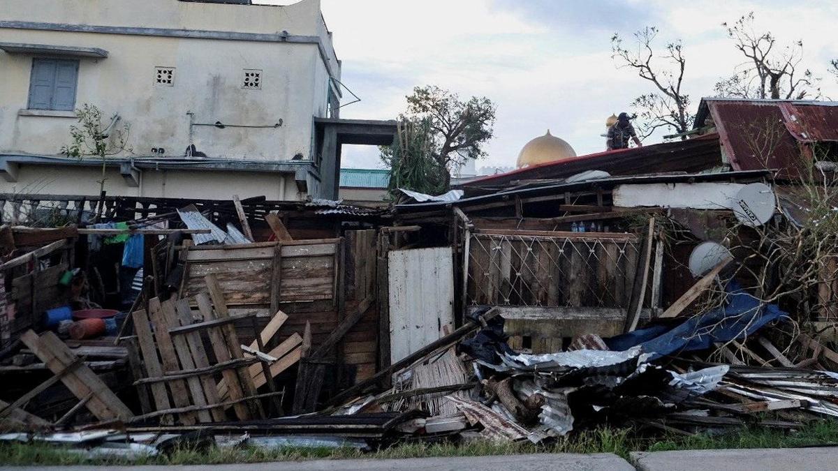 Tropical Cyclone Gezani hits Madagascar and crushes houses; death toll at 31