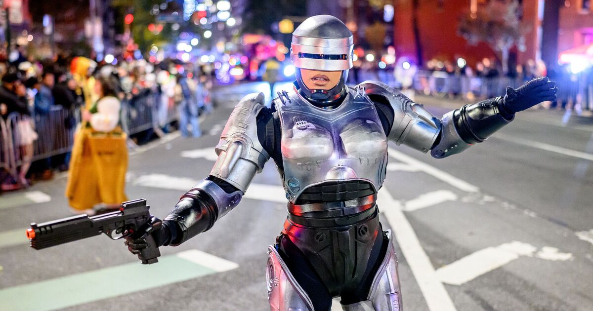 Robot police officers 'could join UK forces' to chase suspects like RoboCop