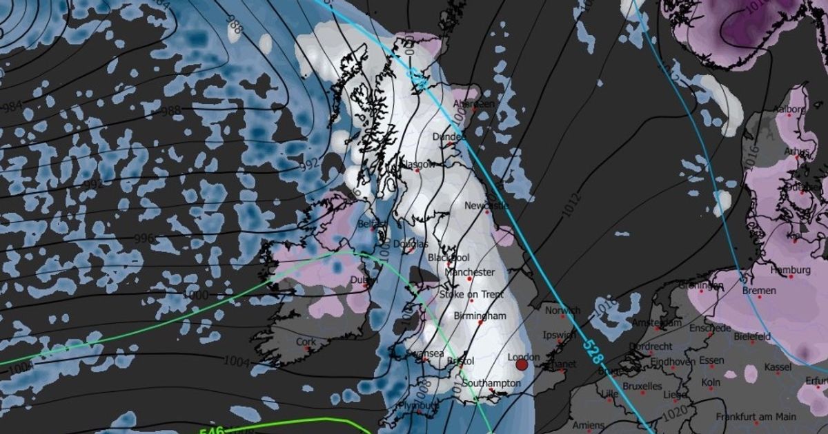 UK snow maps show when flurries will fall across ENTIRE country as warnings issued - The Mirror