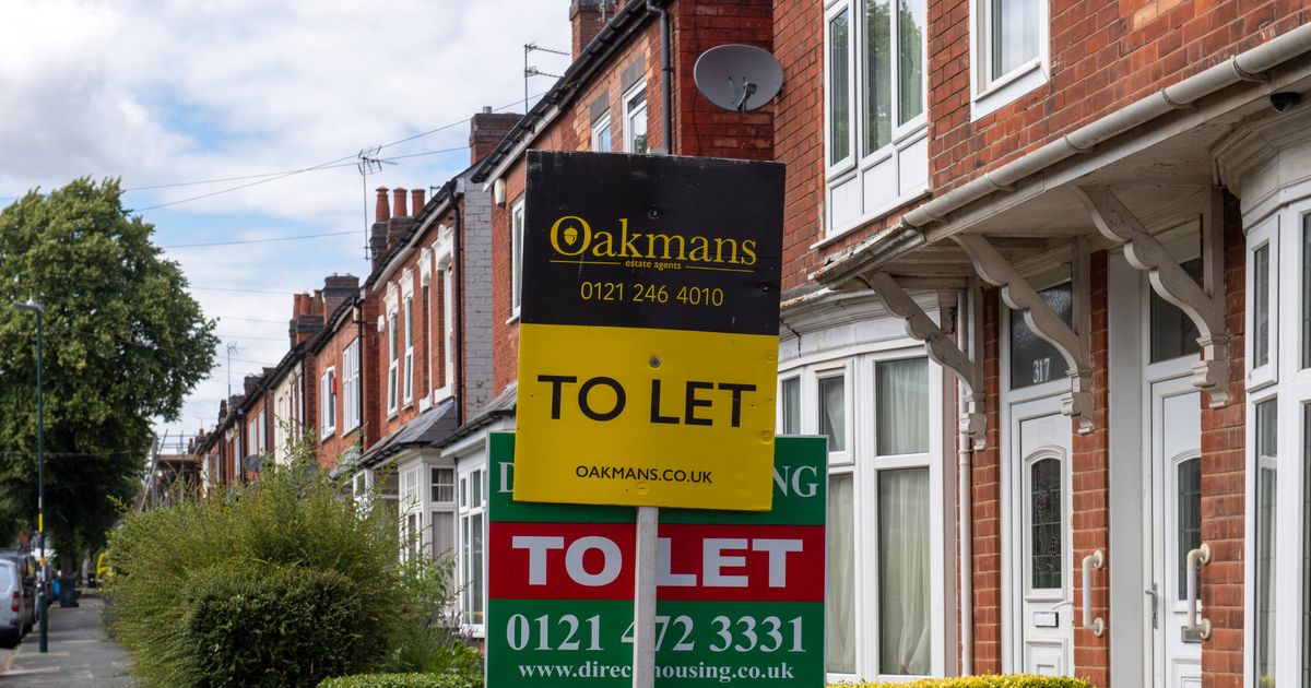 People who are unmarried and renters banned from joining service in some areas - The Mirror