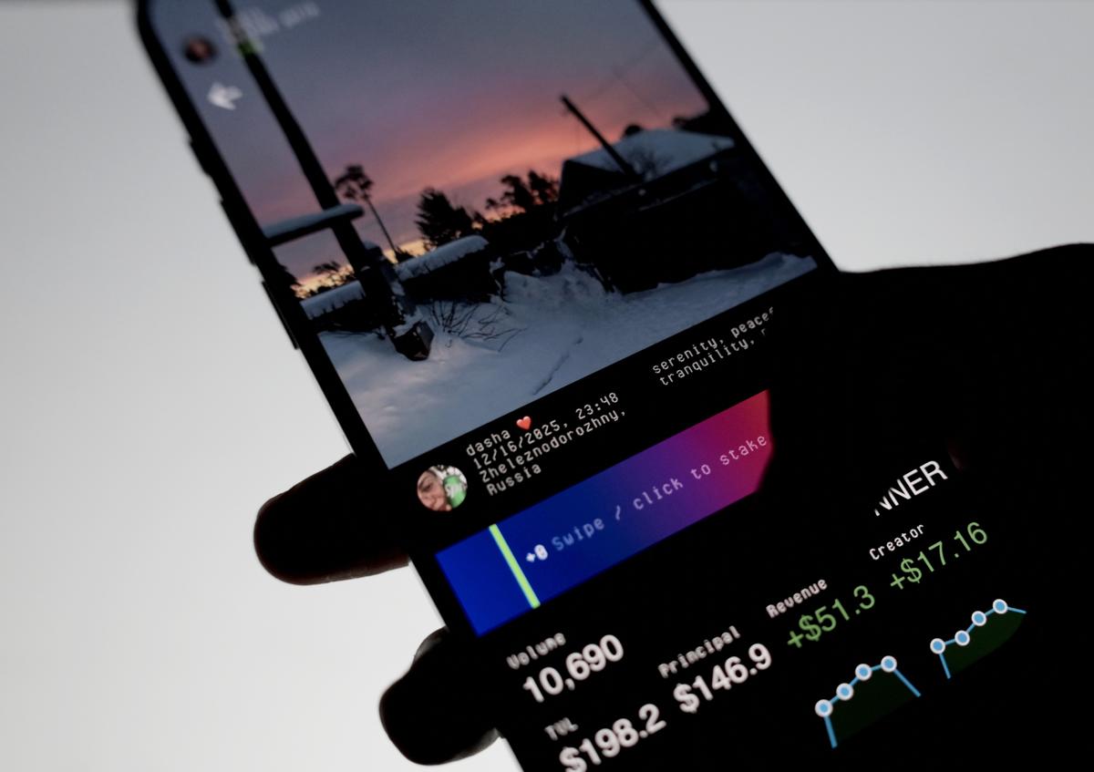 The upstart social media start-up that rewards real content with real money