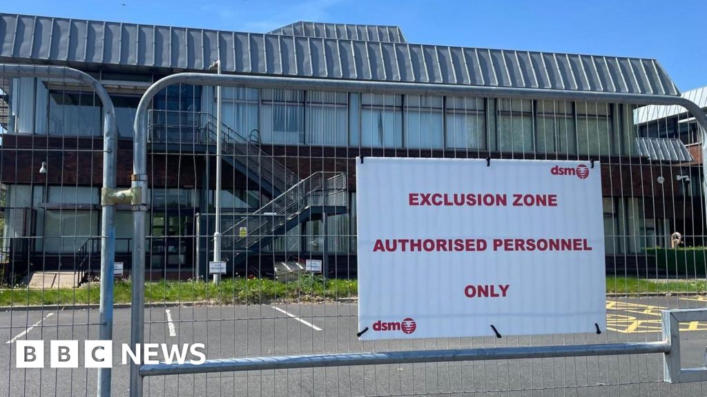 Urban explorers told stay away from ex-Worcestershire council HQ