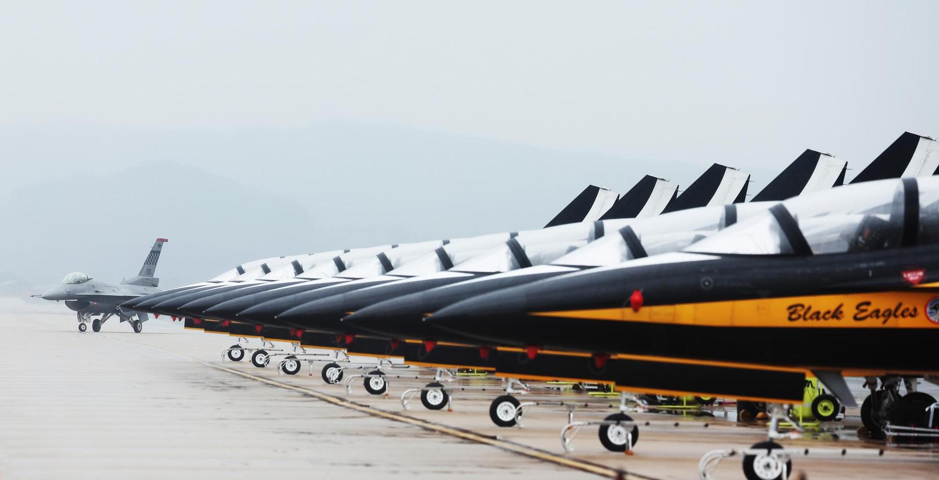 Some 41,000 liters of jet fuel leaked during recent fuel leak at US air base in Gunsan - The Korea Times