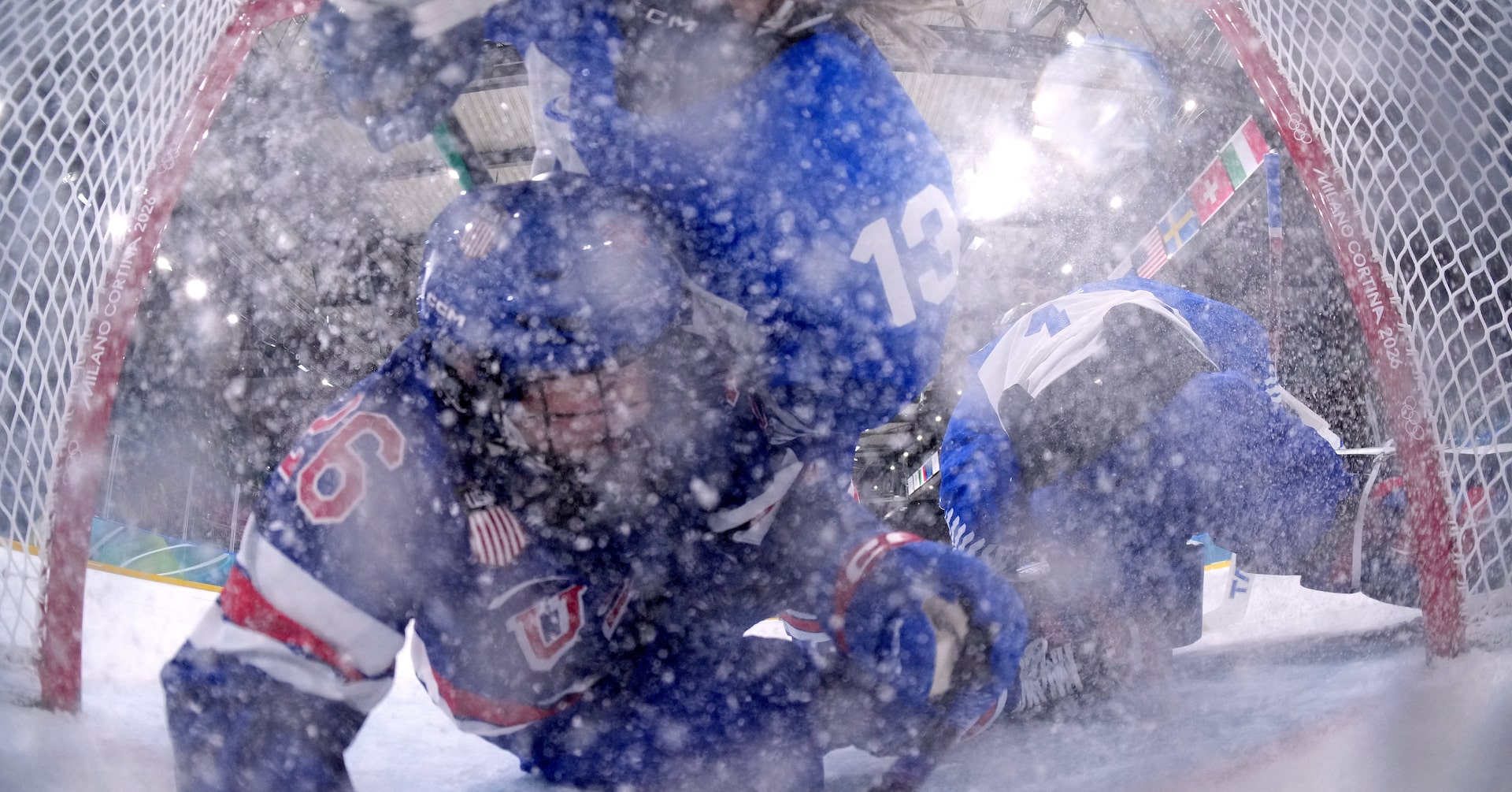Ice hockey-US hit Italy for six goals to reach women's semi-finals