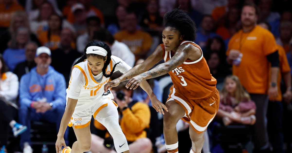 Women's AP Top 25: Despite loss to Vandy, Texas stands pat at No. 4