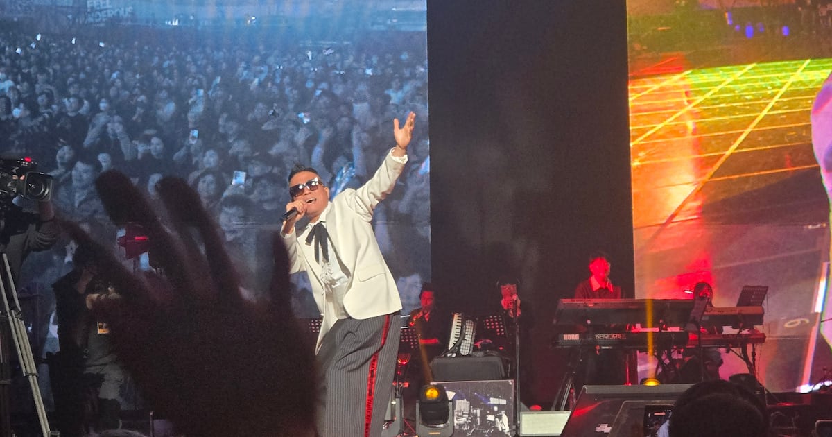 Kim Keon-mo Returns to Seoul Stage After Seven Years, Jokes About BTS