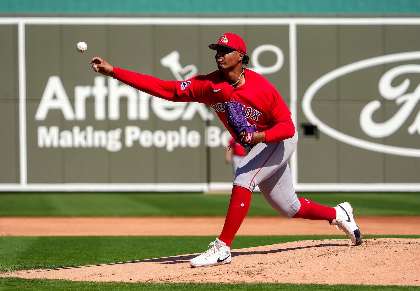 Pitching coach Andrew Bailey offers support, suggestions for Johan Oviedo following rough Red Sox debut in relief - The Boston Globe